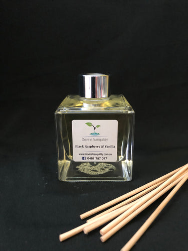 Black Raspberry& vanilla scented reed diffuser medium